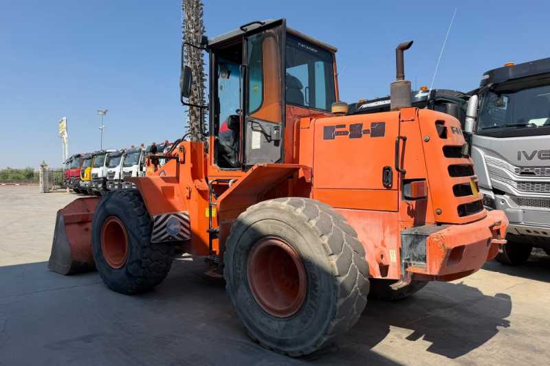 OmecoHub - Immagine FIAT HITACHI W130A